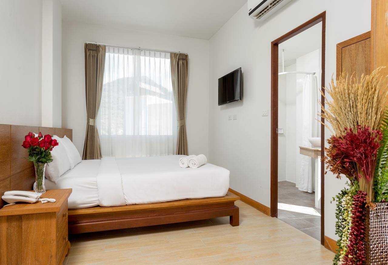 Asia Express Hotel Kathu Bagian luar foto